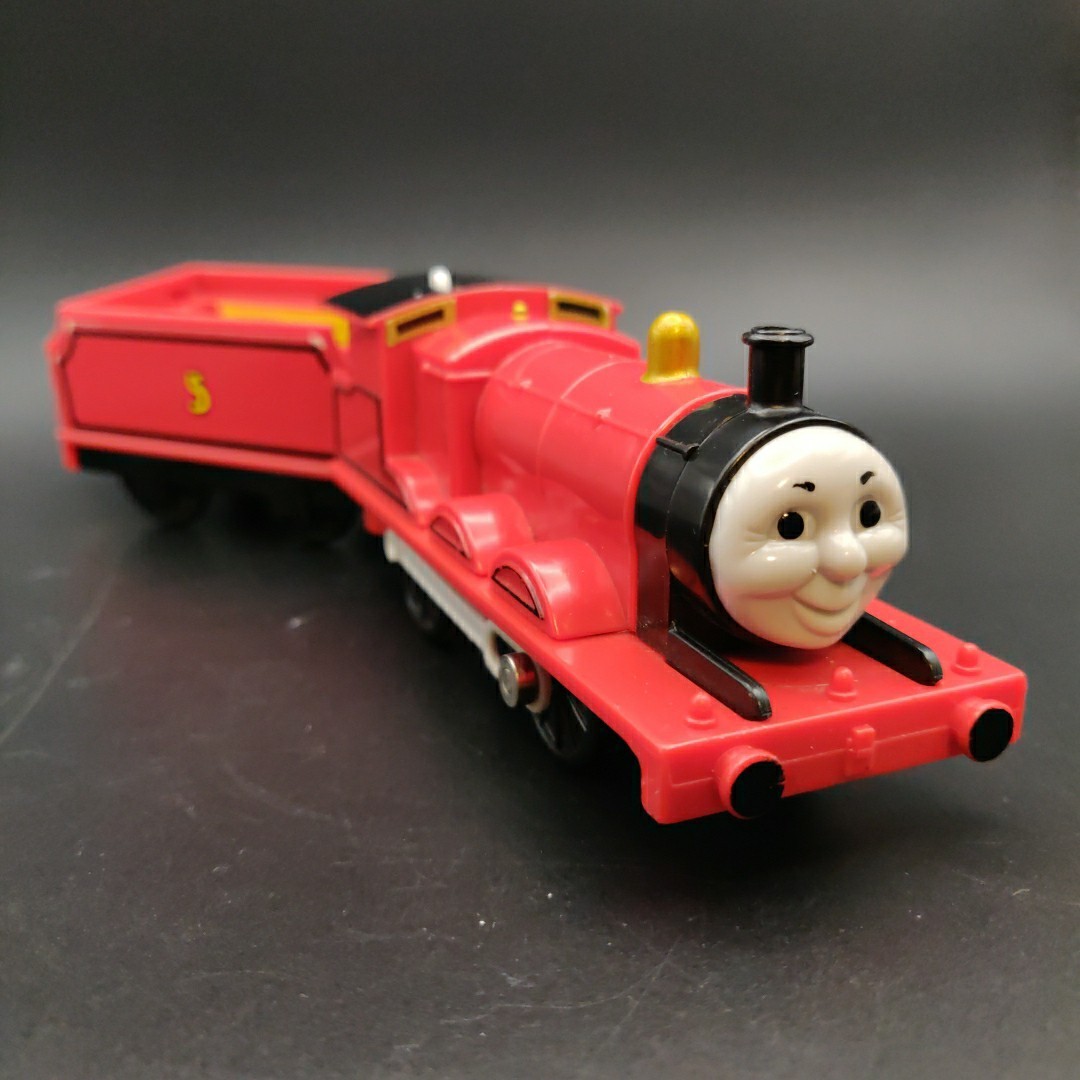 Thomas & Friends Mattel Train James The Red & Thomas Blue Plastic 2013 Used