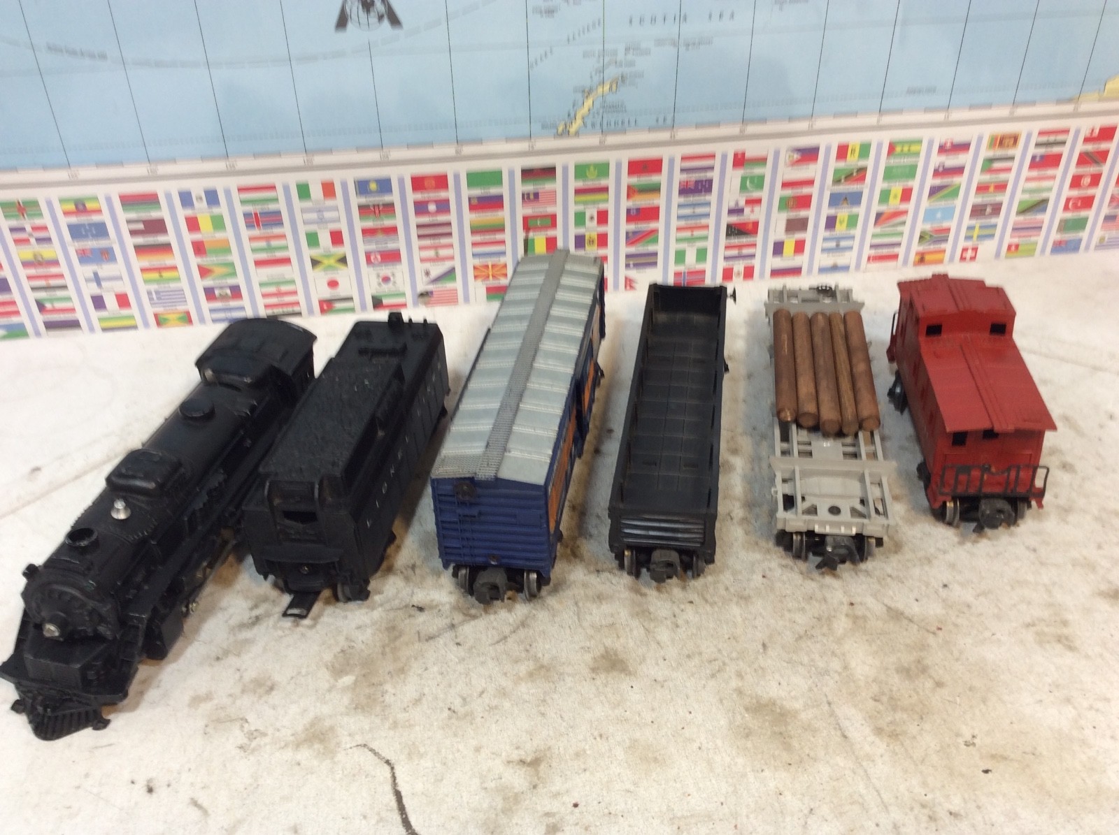 Lionel 1555WS Postwar – Set 2018 Steam Engine Freight Cars O Gauge / 027