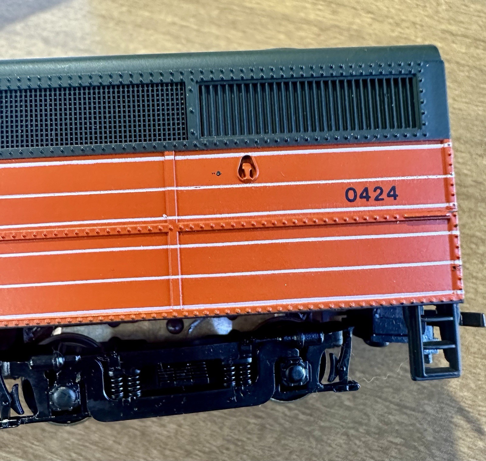 Frateschi HO New Haven 0424 Diesel Locomotive Orange & Black NEW in Open Box