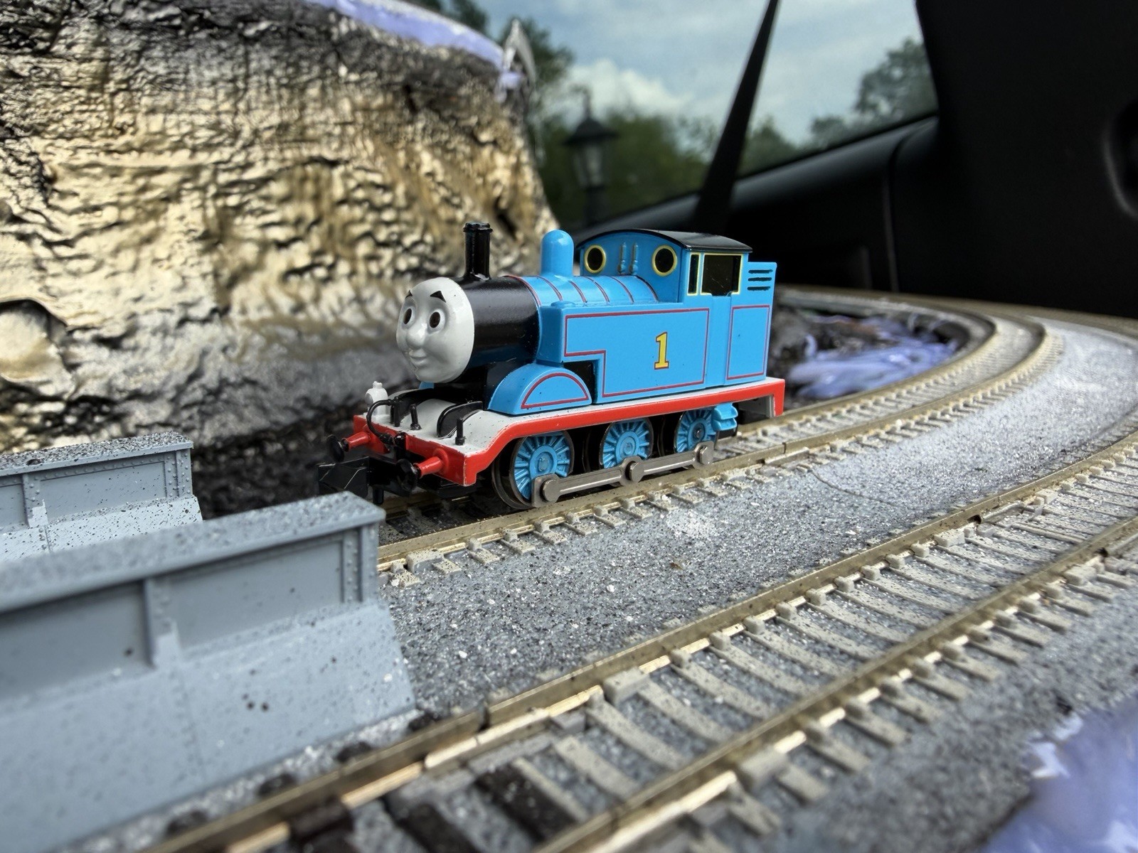 Bachmann Trains Thomas & Friends – Thomas The Tank Engine 1/160 Scale Locomotive