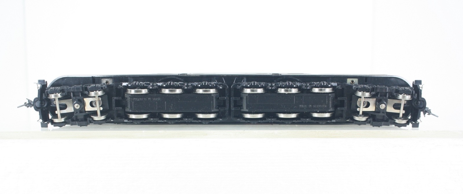HO Scale IHC Pennsylvania Railroad GG1 Electric Dual Motor PRR 4828 Kadees