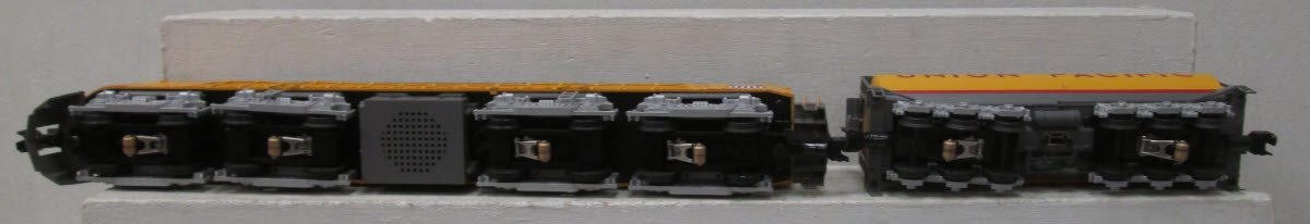 Lionel 6-18149 O Gauge Union Pacific Veranda Gas Turbine & Tender #73 w/ TMCC LN