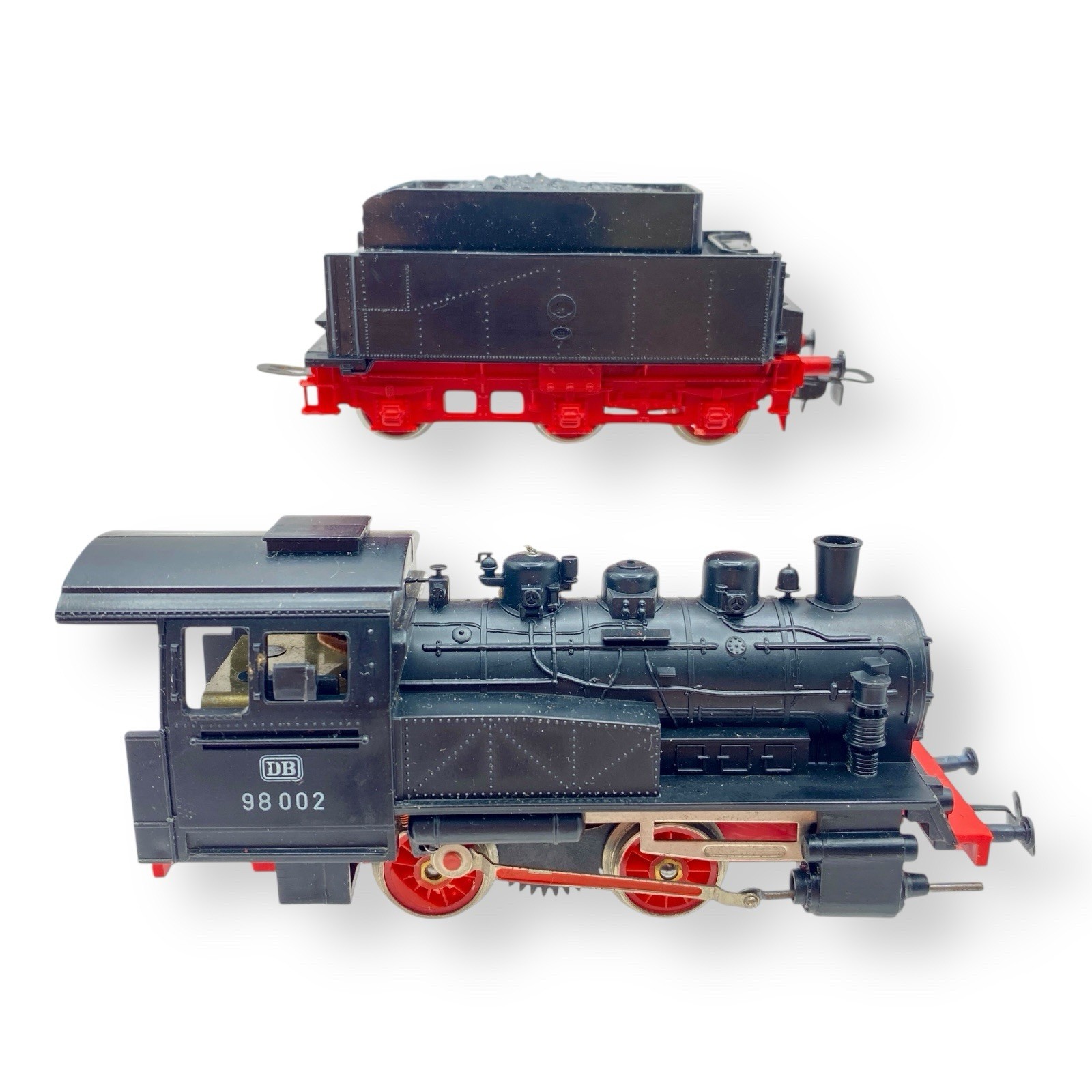 Piko H0 Steam Tank Locomotive Br 98 002 Train and Tender