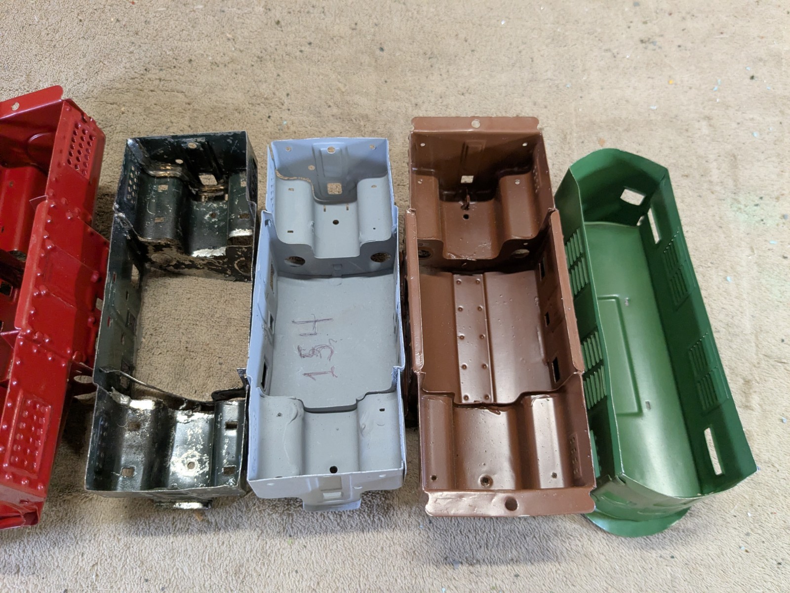 Lionel Marx & Others Prewar Locomotive Shells Body Pieces Only Mixed Lot Vintage