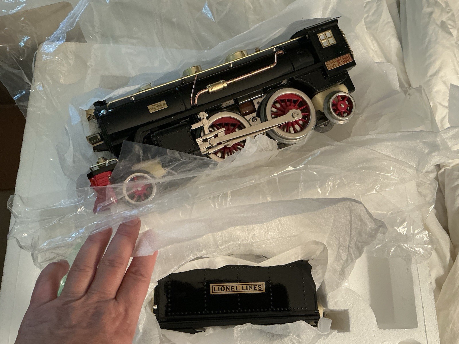 22″ Lionel Classics Standard Gauge 1-390-E Locomotive Whistle Tender & Orig Box