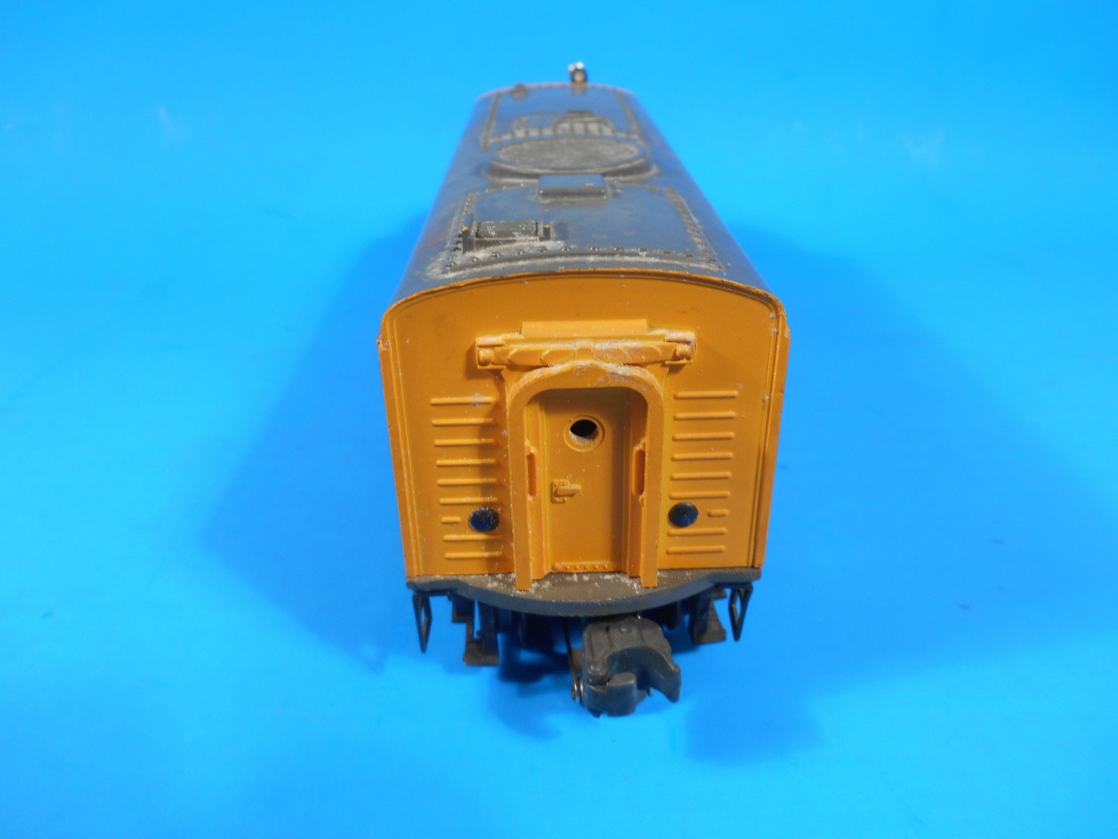 Vintage Yellow Lionel 2023 Union Pacific Alco AA Diesel Locomotive Set Tested