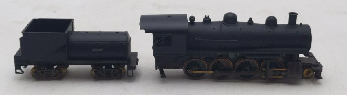 Roundhouse HO 2-8-0 CONSOLIDATION Kit 11-L Series Steam Locomotive & Tender EX