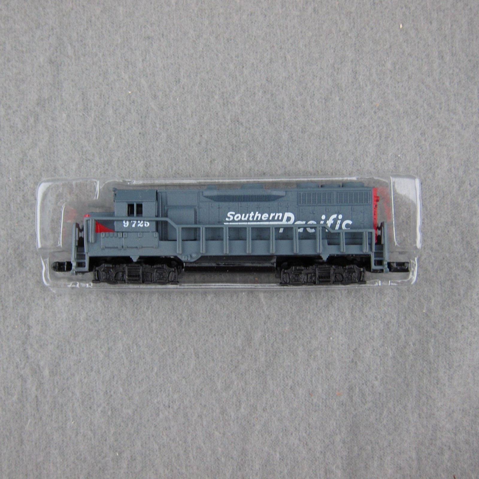 Southern Pacific Locomotive #9725 Model Train High Speed Metal Products In Box