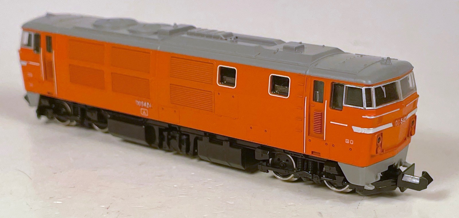 TOMIX 2203 N Gauge JNR Diesel Locomotive DD-54. Running. Lights working. USA