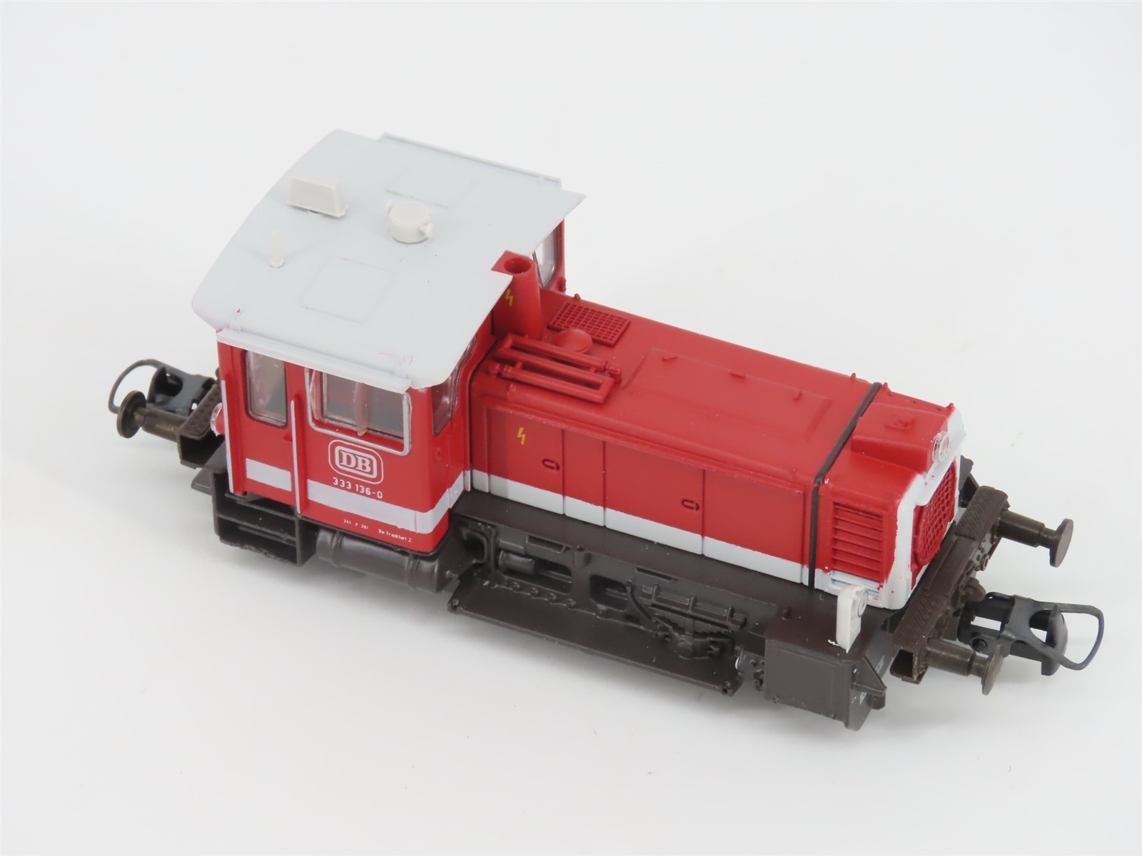 HO Scale Roco 41081 DB Deutsche Bahn Class 333 Diesel Loco w/3 Cars & Track