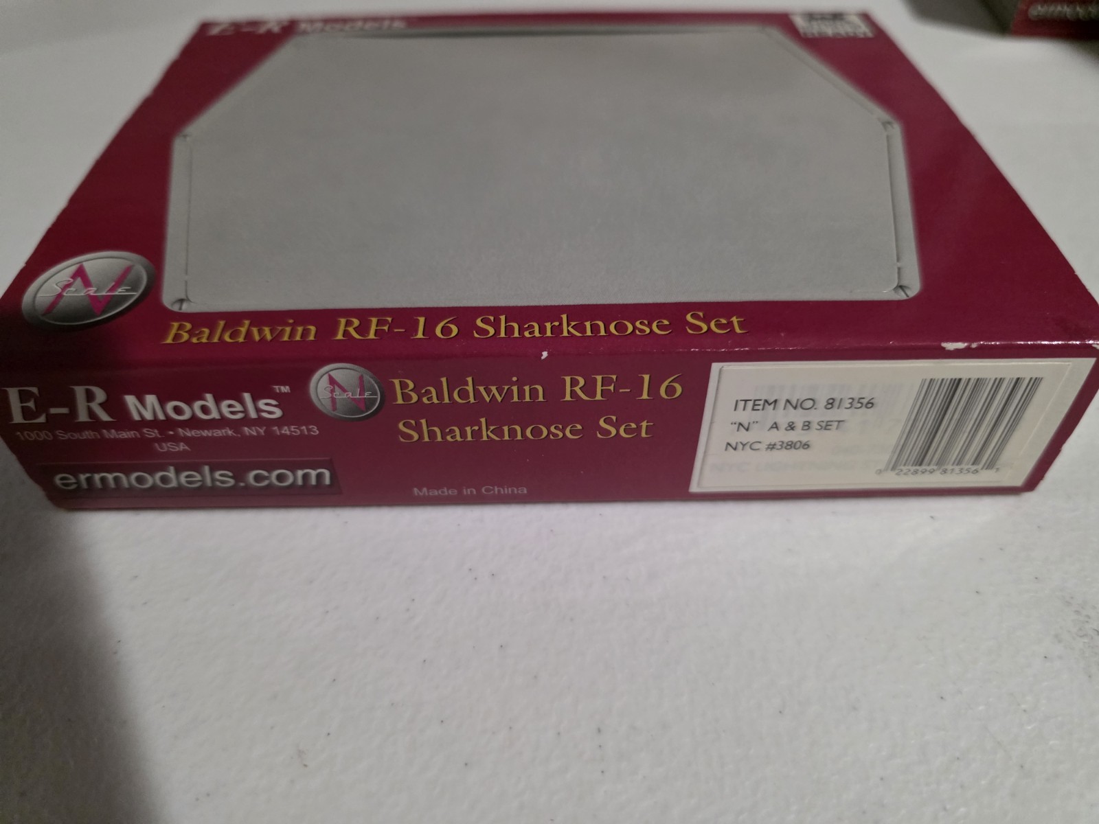 E-R Models N Scale BALDWIN RF-16 SHARKNOSE Item No. 81356 A&B set NYC #3806
