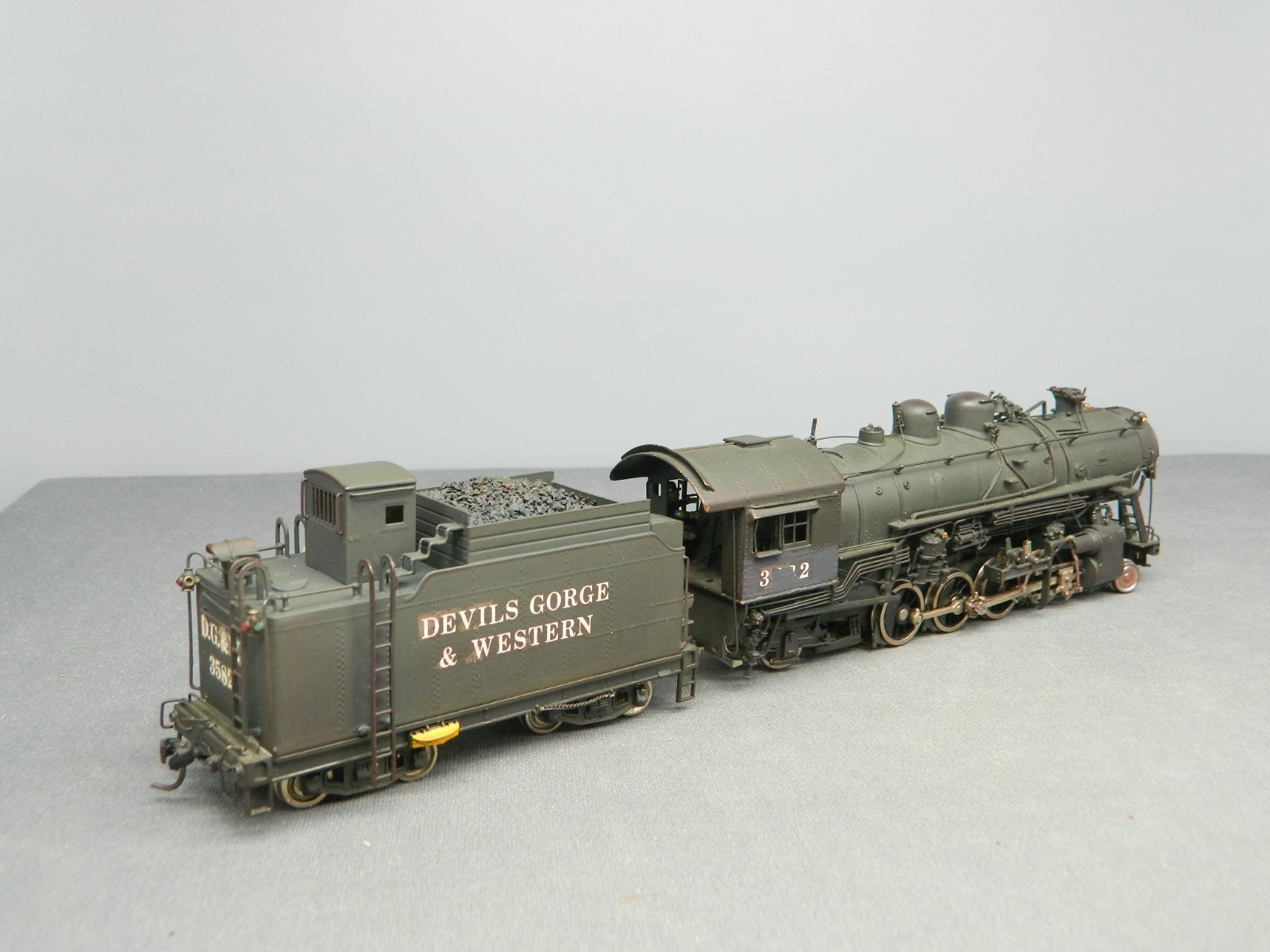 HO 1/87 BRASS Samhongsa DENVER & SALT LAKE 2-8-2 STEAM LOCO & TENDER Repainted
