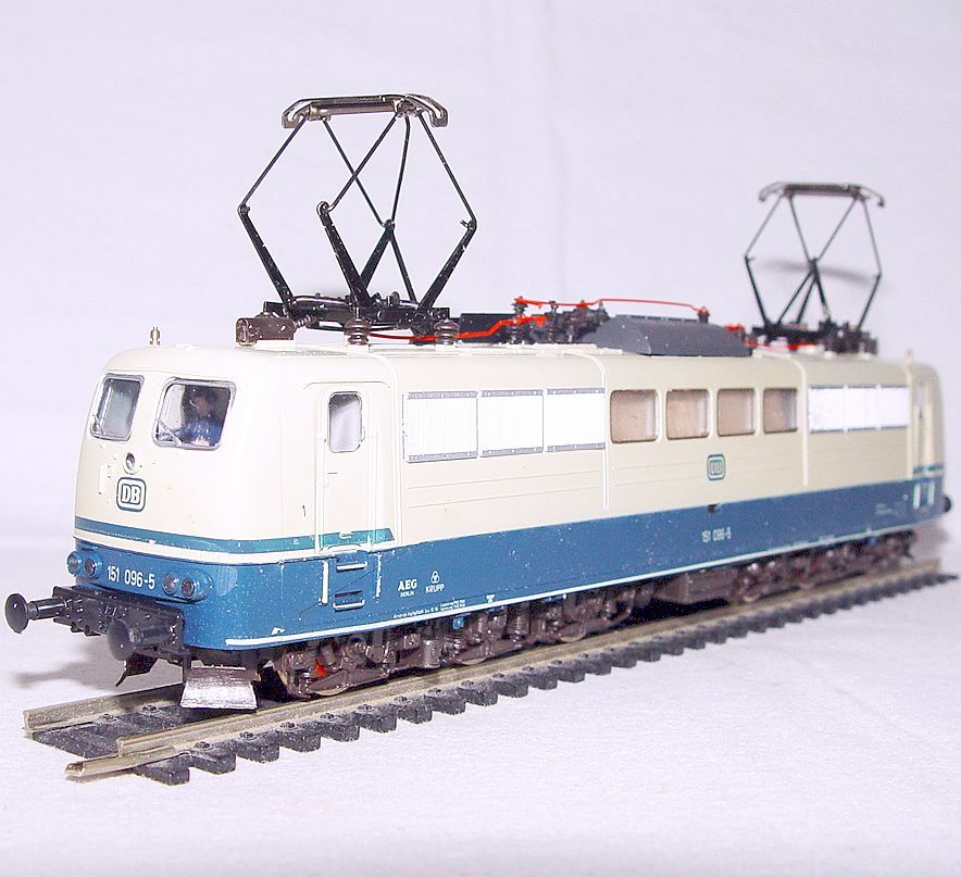 Roco DC HO 1:87 Deutsche Bundesbahn BR 151 ELECTRIC GOODS LOCOMOTIVE MIB`78!