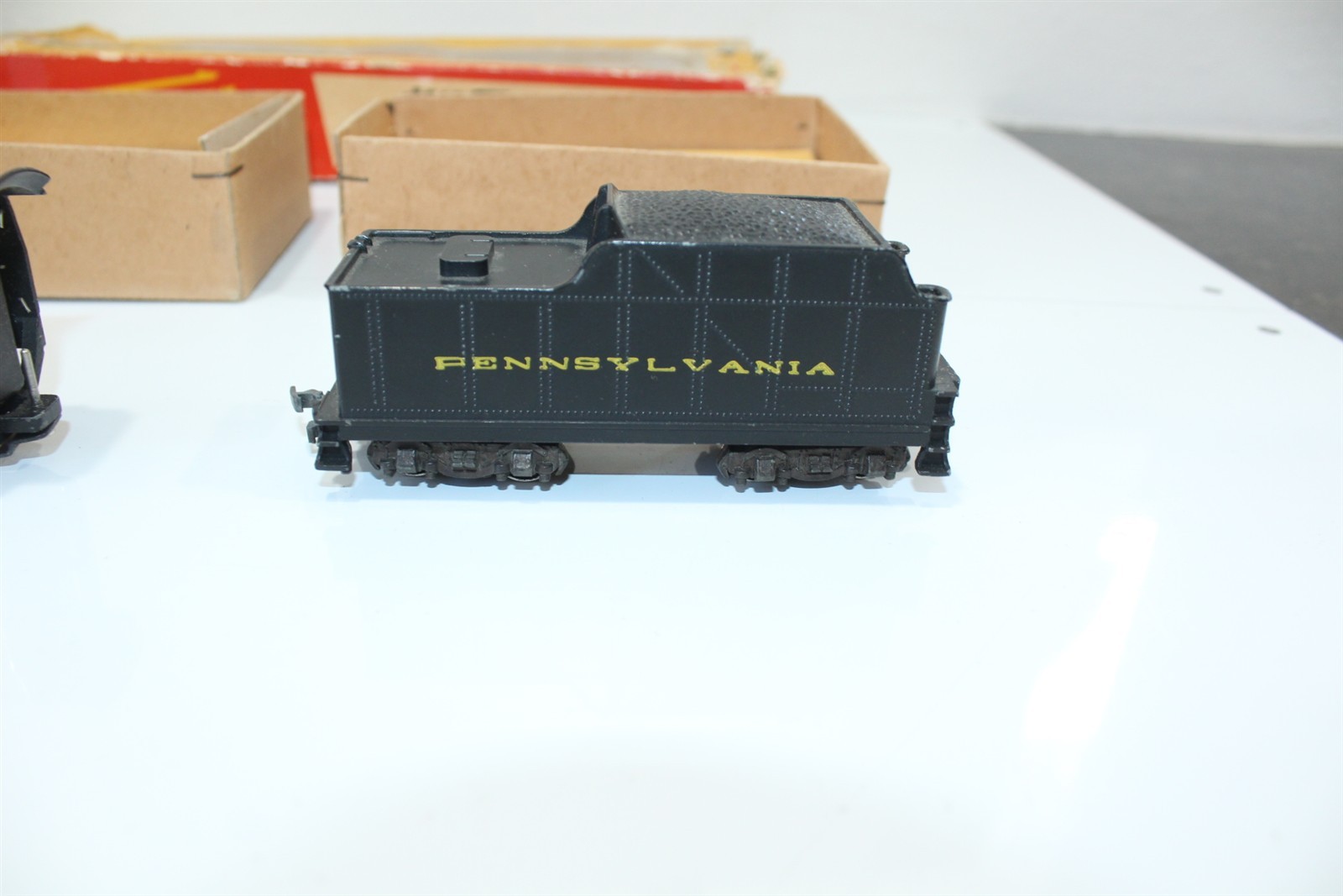 Vintage Fleischmann HO Locomotive & Tender Engine 1350 Parts Repair As Is