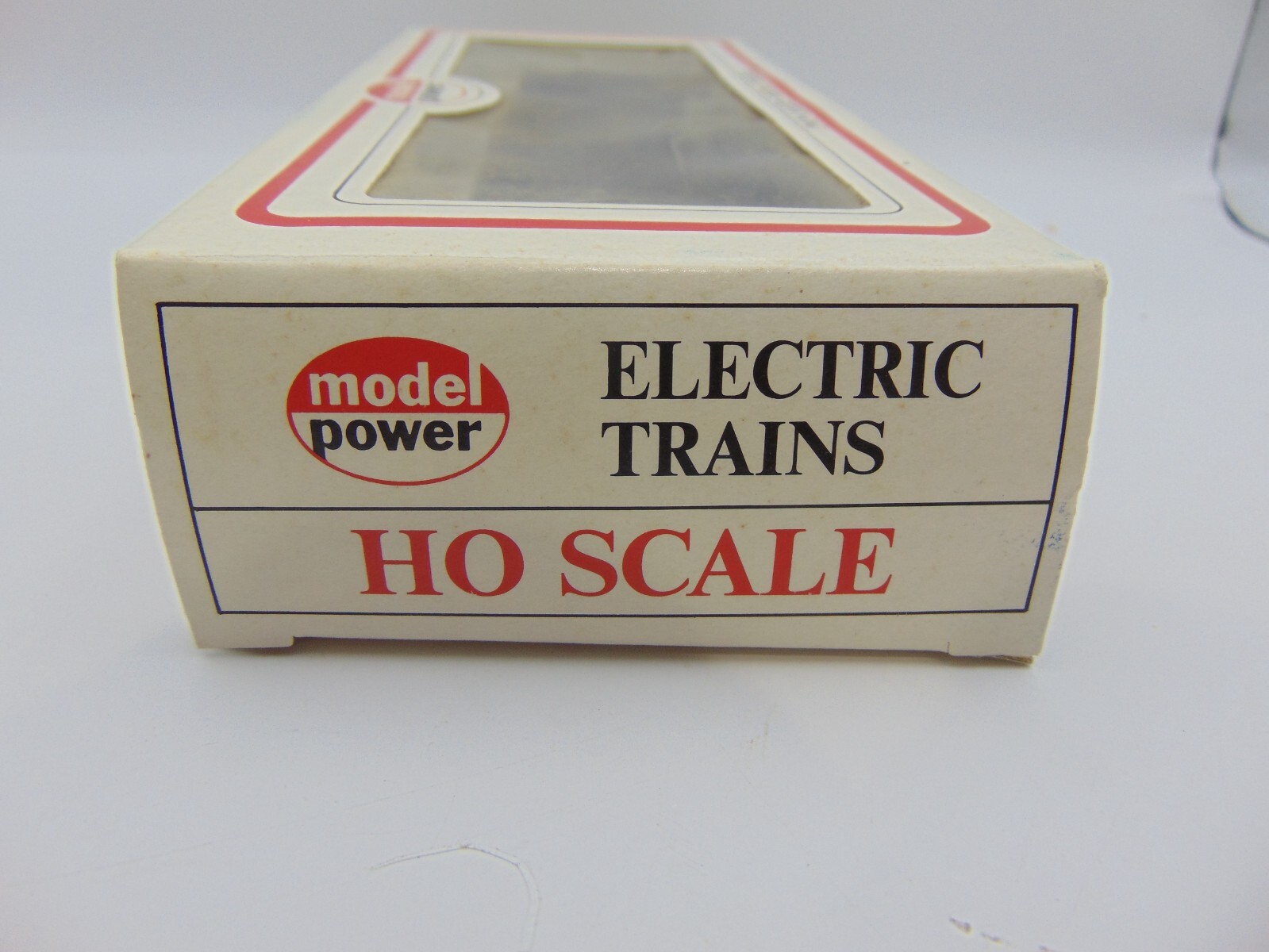 Ho scale Model Power Deluxe 0-4-0 23 Santa Fe Locomotive, Model 6500 in Box