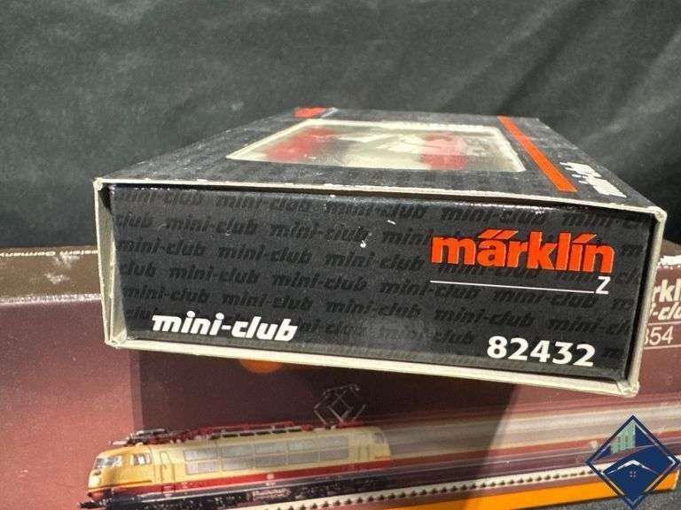 Märklin Z Mini Club Die-Cast Train Set, Models 82432 and 8854