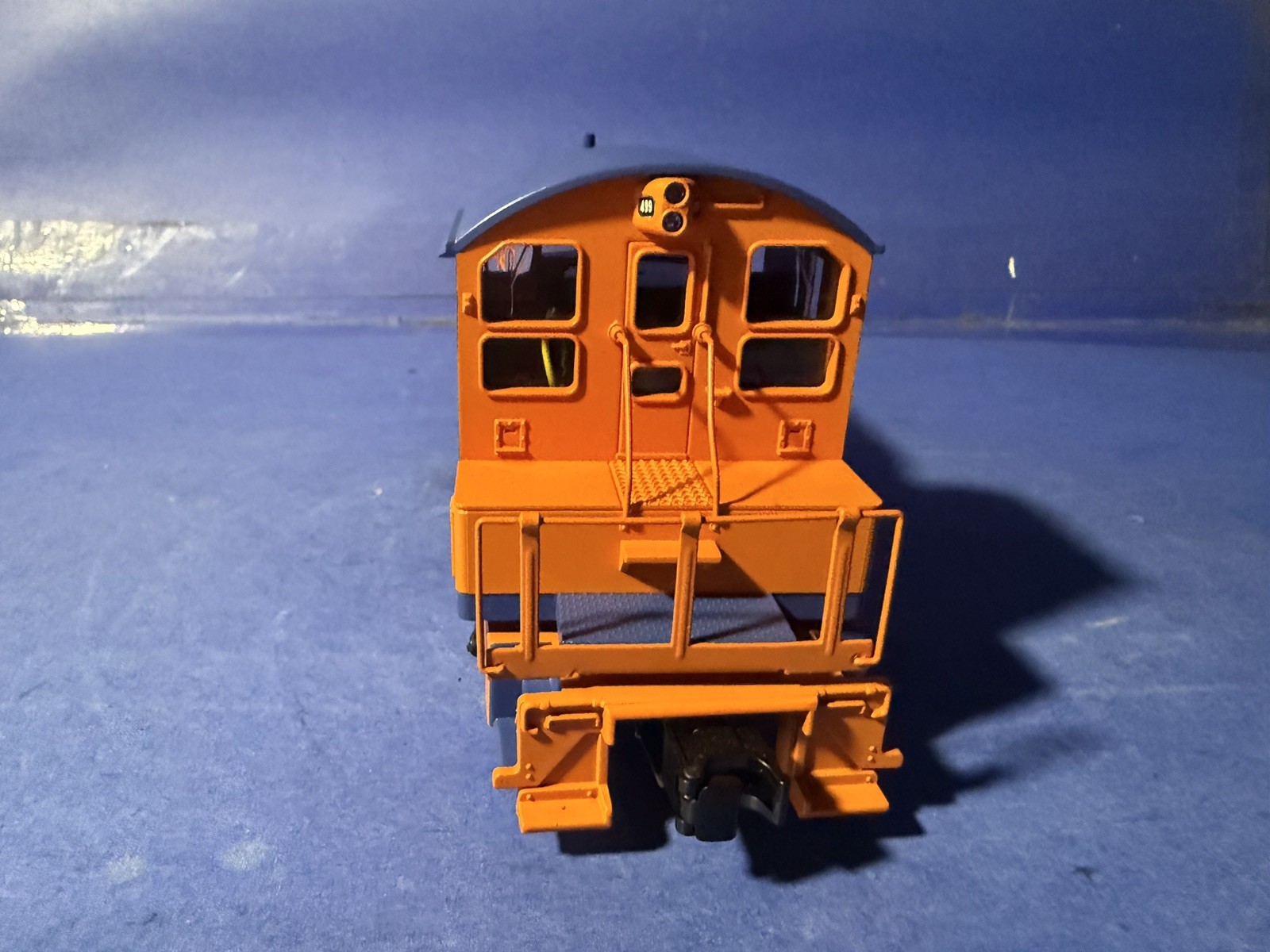 Railking/MTH Long Island SW-8/9 Locomotive 30-2222-1 (Proto 2) LN