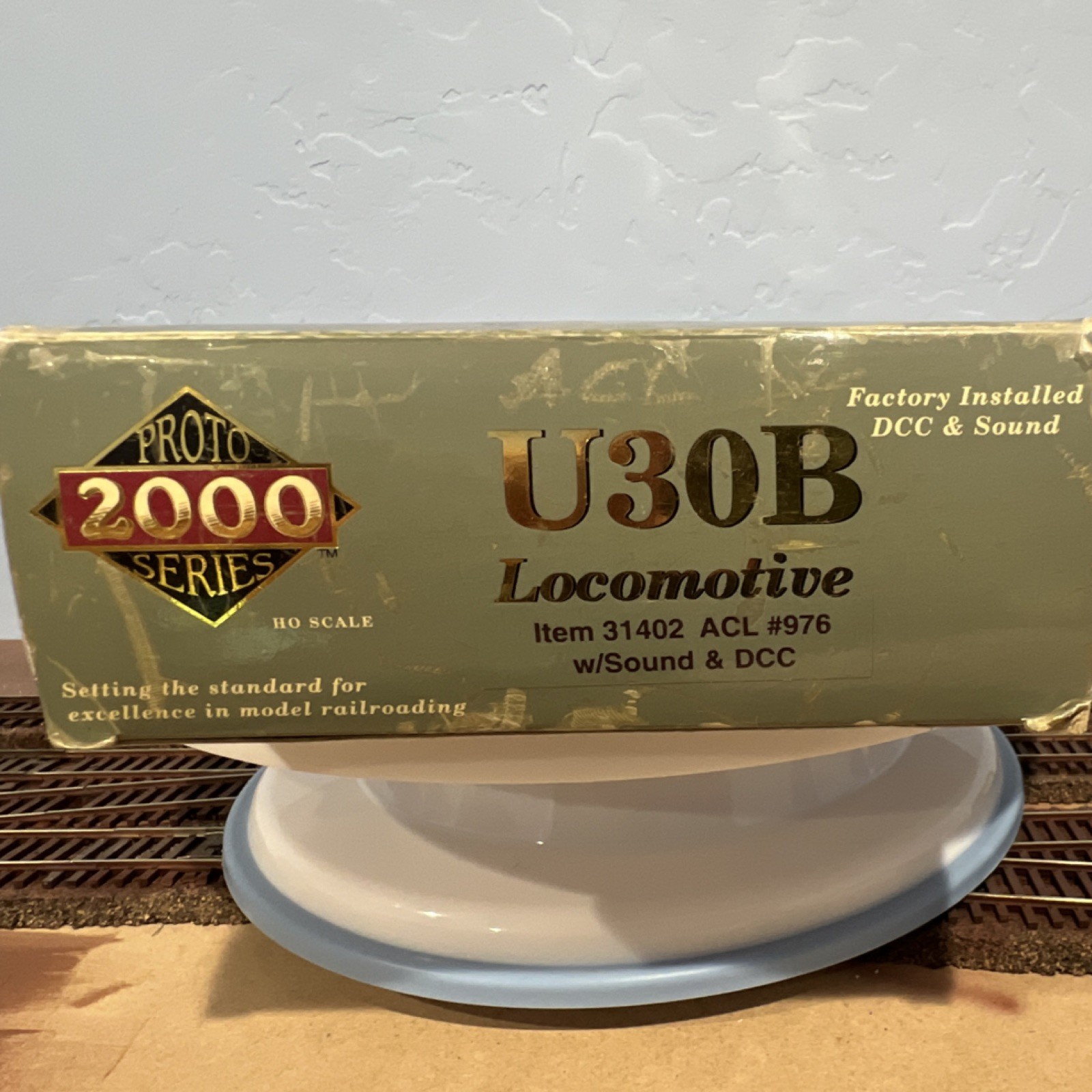 HO Scale Proto 2000 Atlantic Coast Line U30B Diesel DCC & Sound #976 (2 of 2)
