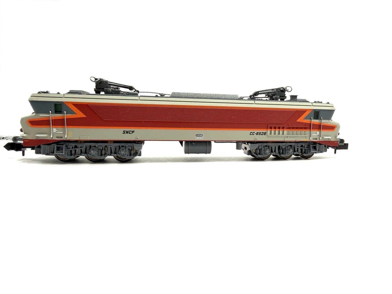 Minitrix 16611 SNCF CC 6528 Capitole Electric Locomotive N Scale DCC New