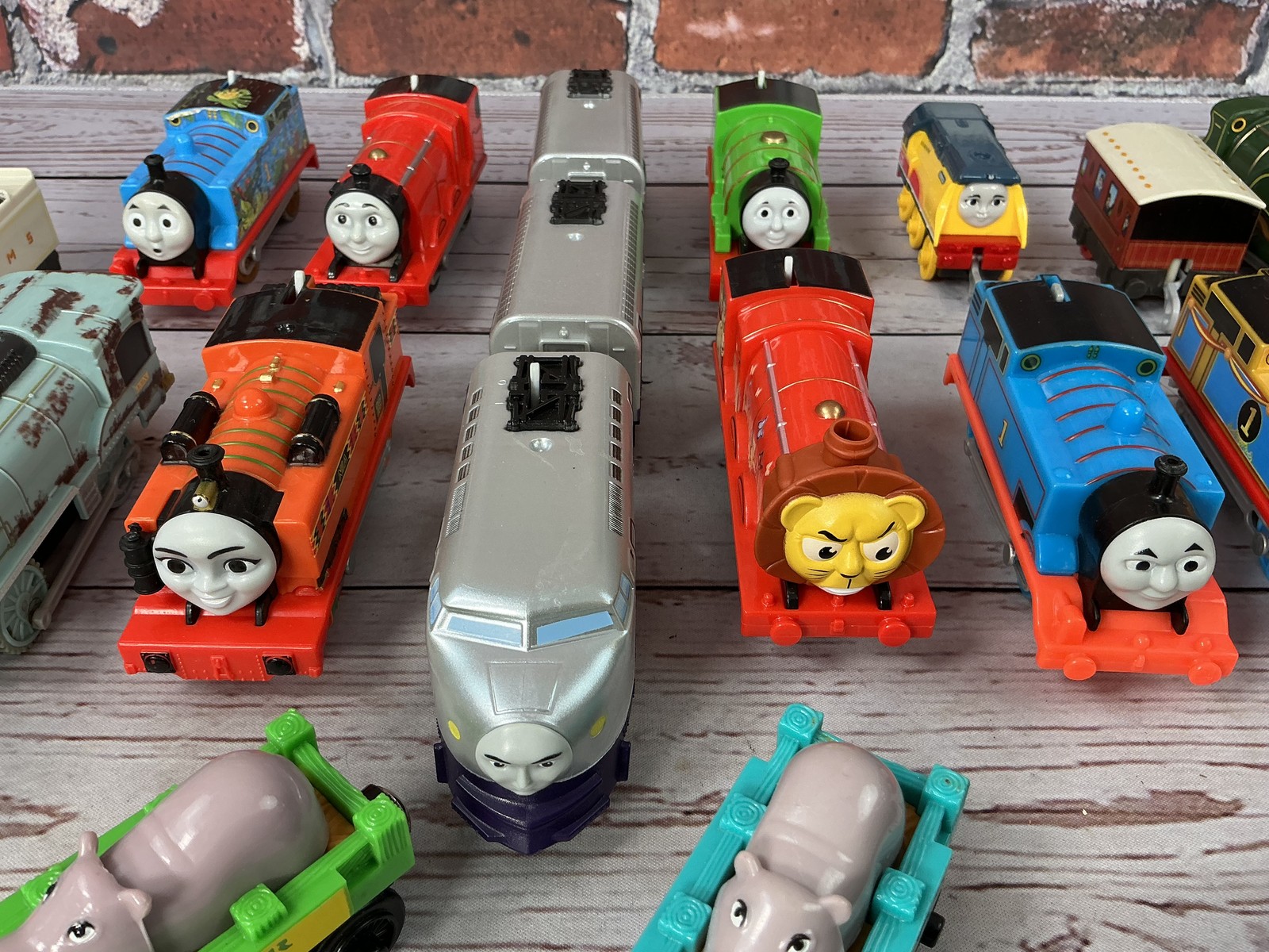 Large Lot Thomas & Friends TrackMaster & Push Along Trains Engines Cars