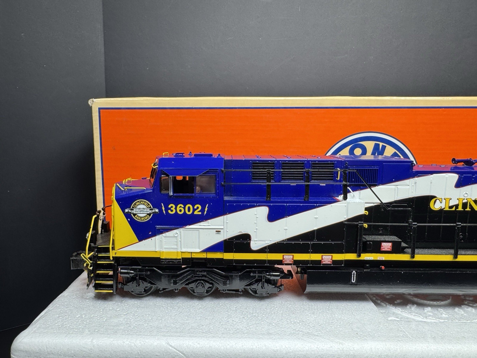 Lionel LEGACY 6-38409 CSX heritage Clinchfield AC6000 diesel engine #3602 EX