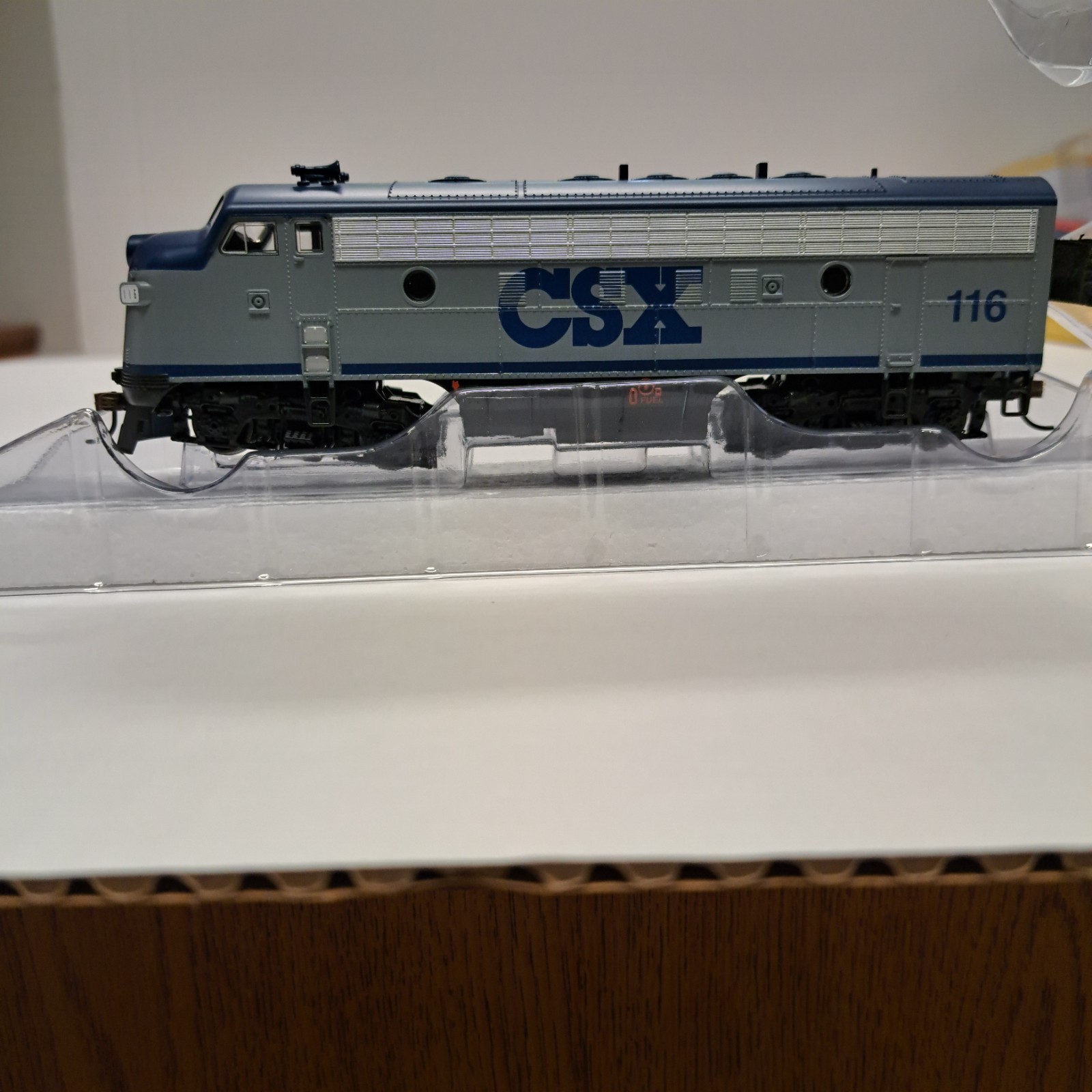 Athearn Roundhouse RND3260 HO Scale CSX F7A with road#116 DC new in box!