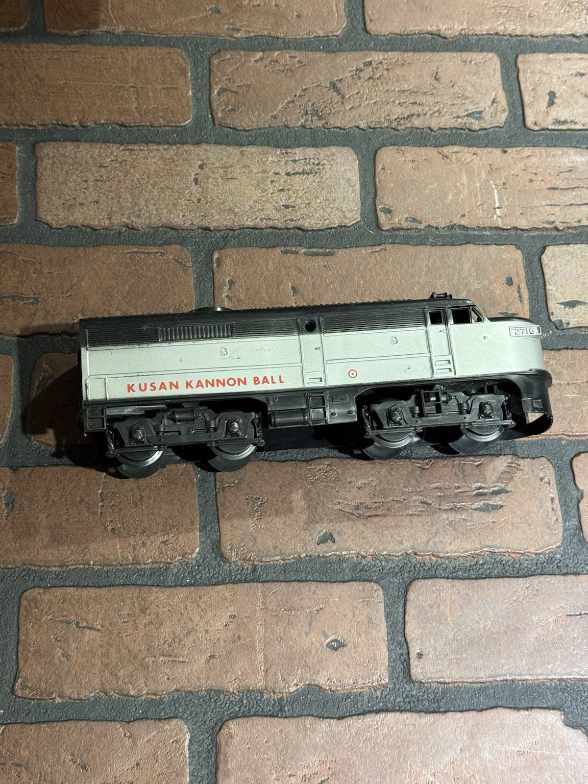 RARE Kusan KMT Kannon Ball Alco Diesel Locomotive Dummy Unit Needs Coupler