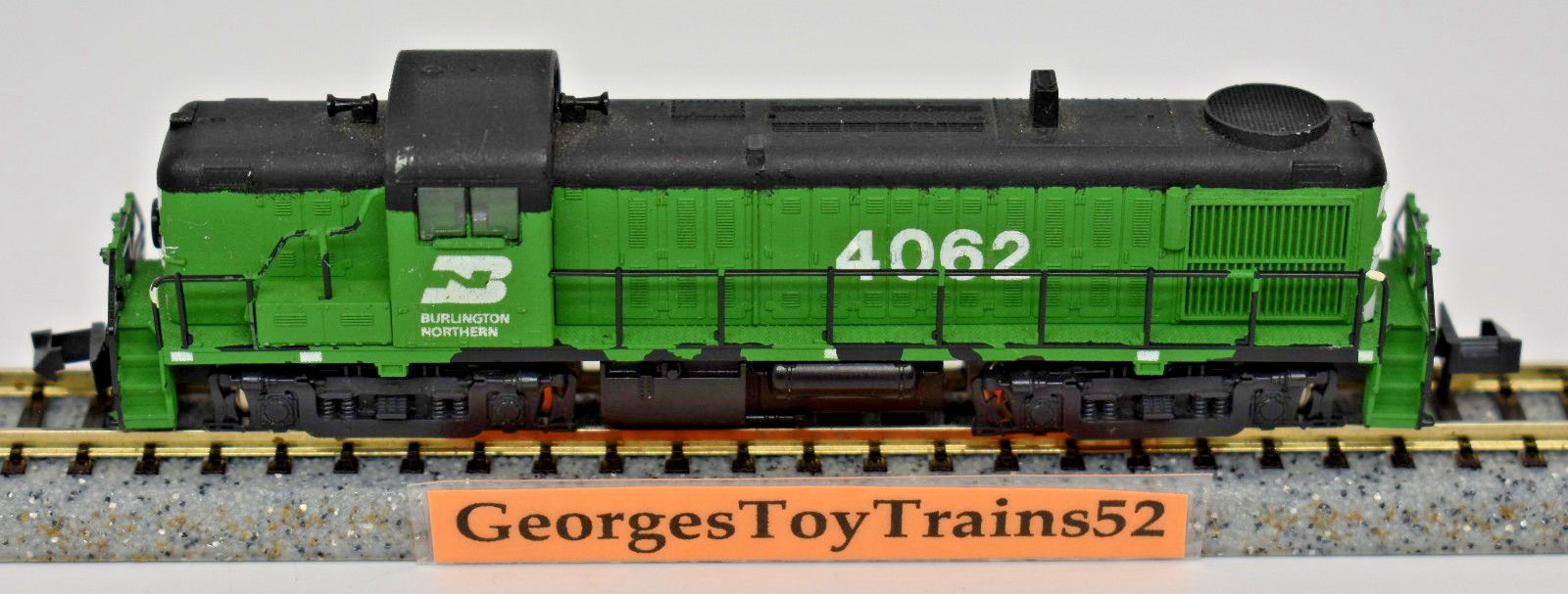 KATO? N GA 1:160 #4062 BN BURLINGTON NORTHERN ALCO RS-3 DIESEL LOCO RUNS GREAT