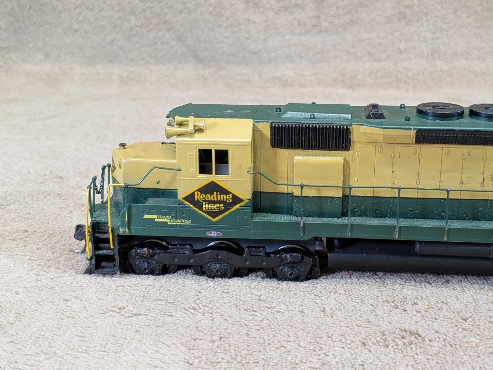 Alco HO Brass Model D-130 SD-45 Locomotive Painted Reading #7610