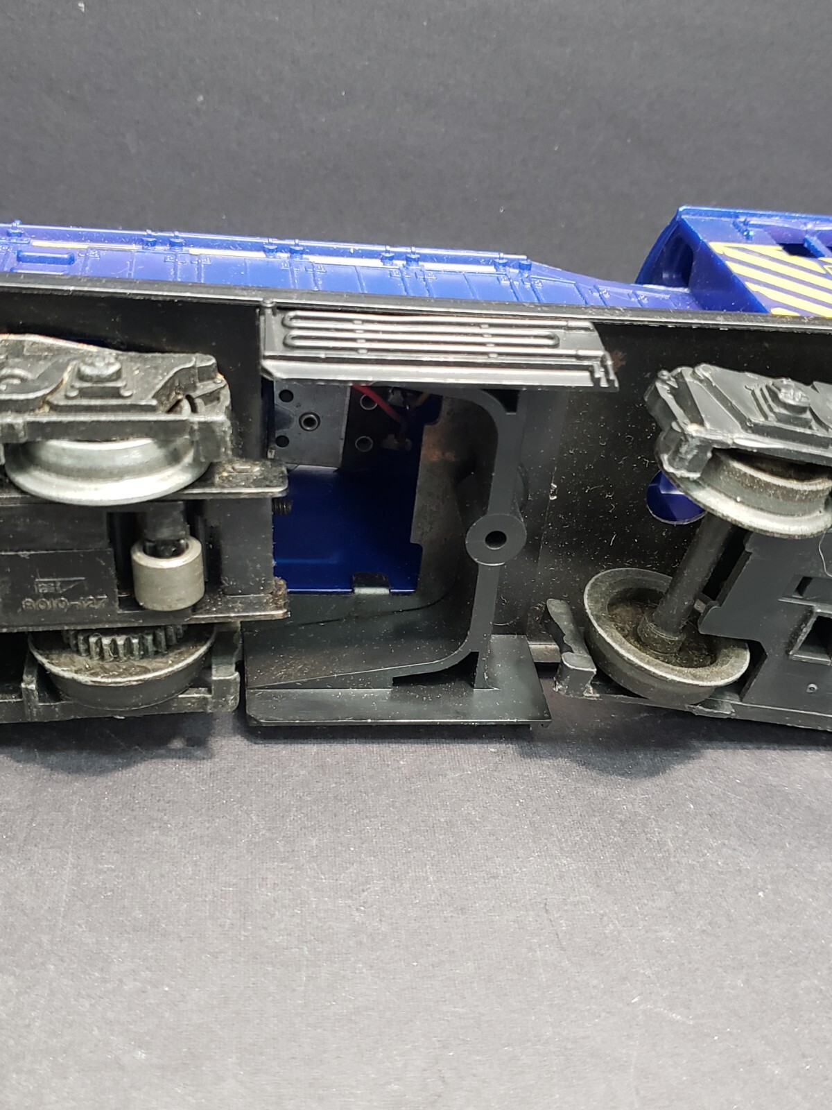 Lionel O Scale Santa Fe ATSF 8010 Switcher Royal Blue Purple Very Good L201
