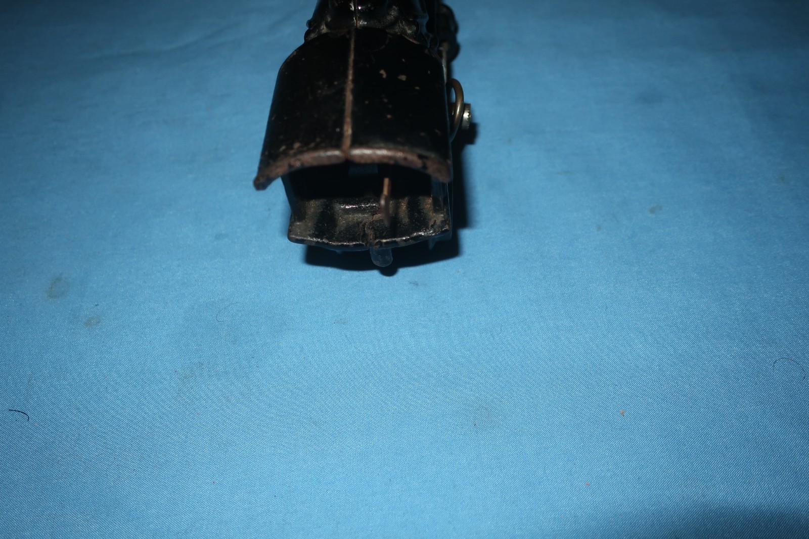 American Flyer Pre-war O Gauge #10 Clockwork/Wind-up Cast Iron Locomotive.