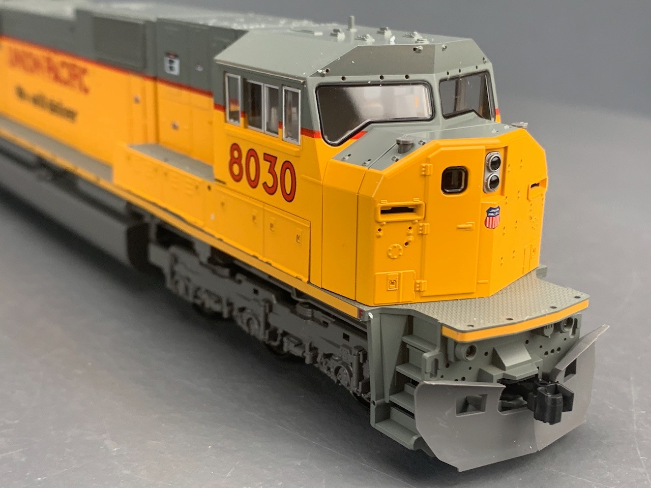 HO Kato 37-6366 SD90/43MAC Locomotive UP “Deliver” #8030 DCC/NonSND NIB! HO7212