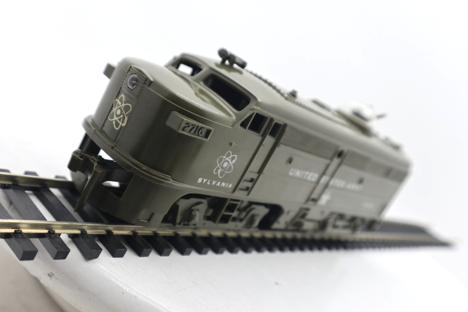 KMT Kusan Auburn 2716, O, 2 Rail, U. S. Army Alco Diesel Locomotive, C-7 EX