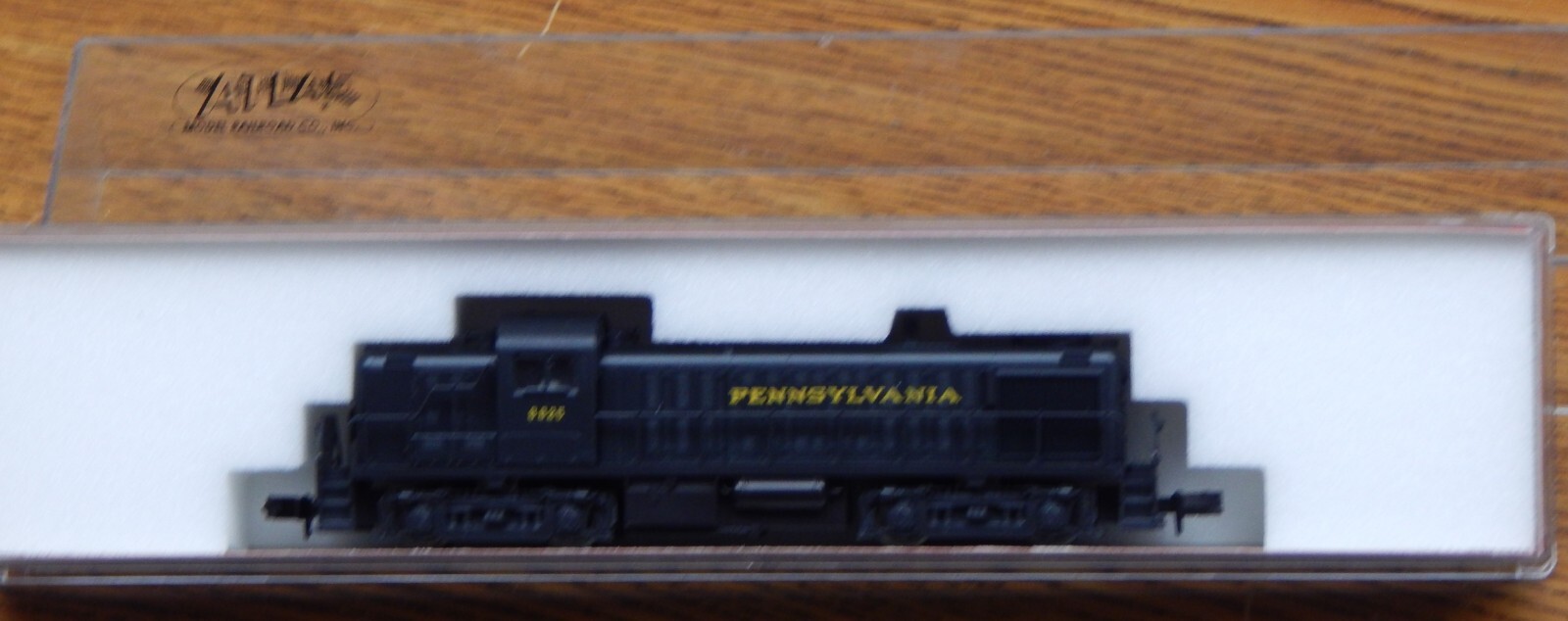 ATLAS 42019 PRR PENNSYLVANIA ALCO RS-3 LOCO ENGINE USED VERY LITTLE N SCALE RUNS