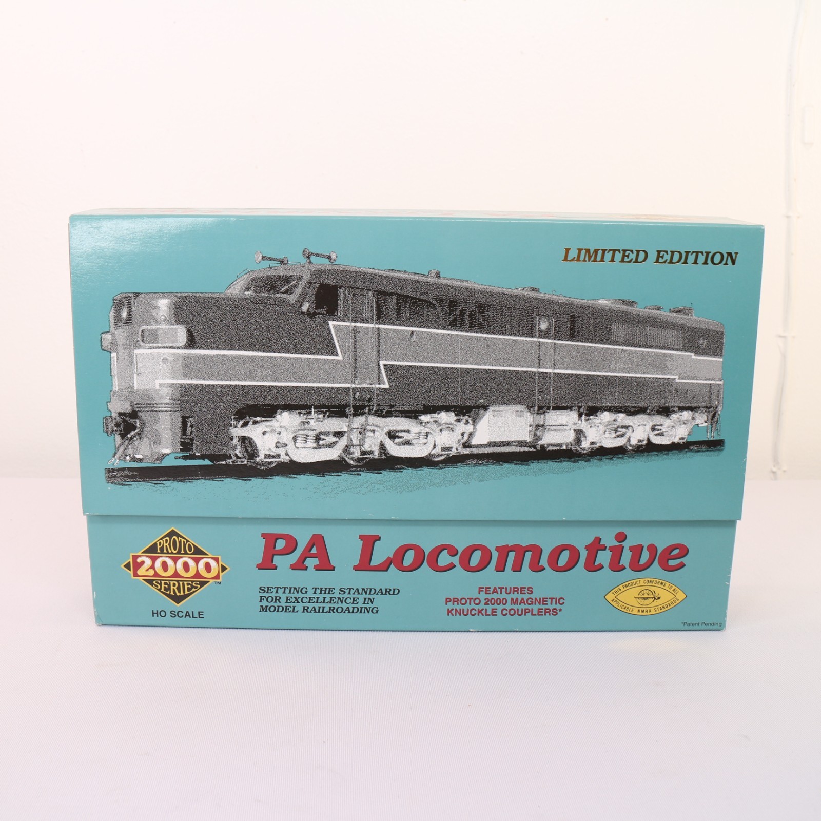 Proto 2000 HO Scale PA Diesel Locomotive Open Box Limited Edition Erie #853