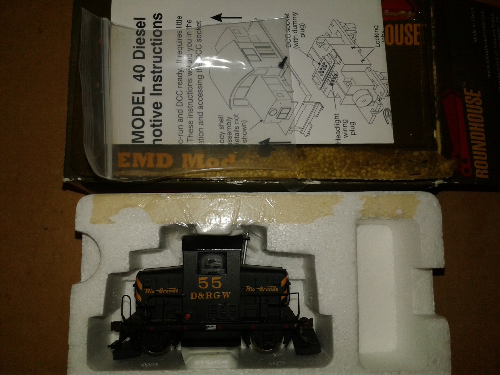 HO SCALE ATHEARN ROUNDHOUSE EMD MODEL 40 RIO GRANDE D&RGW #55 84103 NEEDS WORK