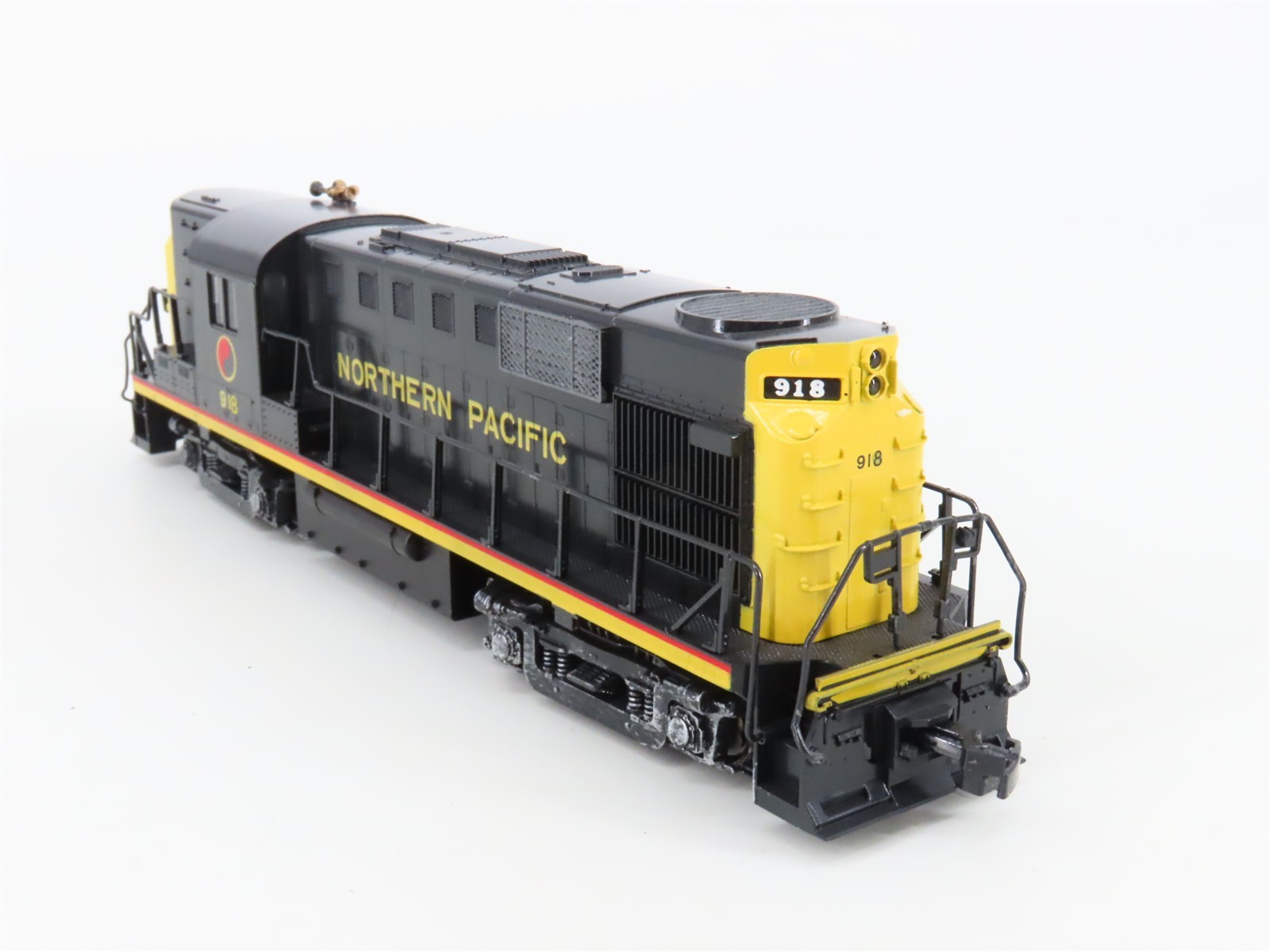 HO Scale Atlas/KATO NP Northern Pacific ALCO RS-11 Diesel Custom Rd #918
