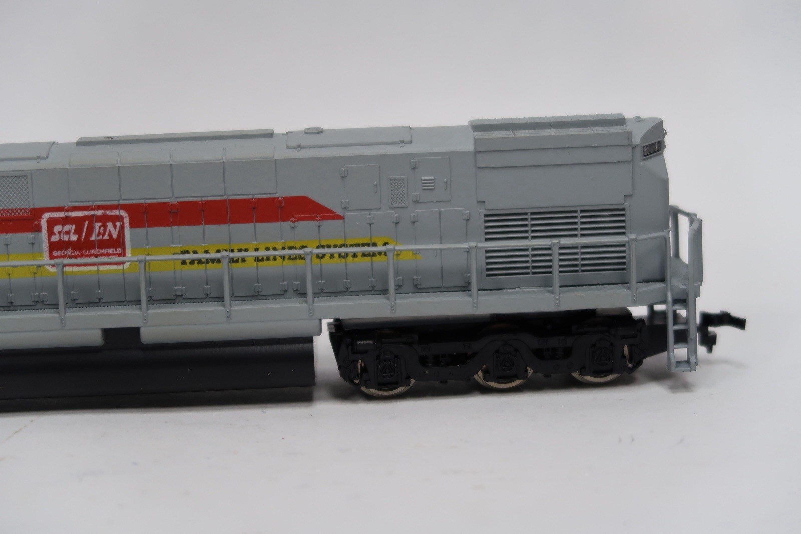 Model Power HO Twin Loco Set SCL/L&N #8689 Powered & Dummy EUC Tested A30
