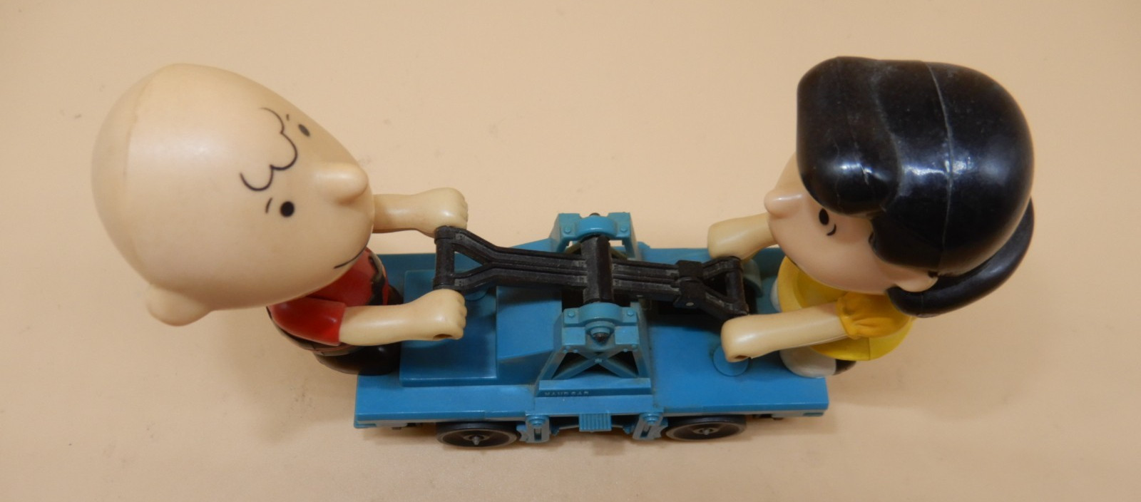 Lionel O Gauge LUCY & CHARLIE BROWN Handcar AS IS hand car 1966