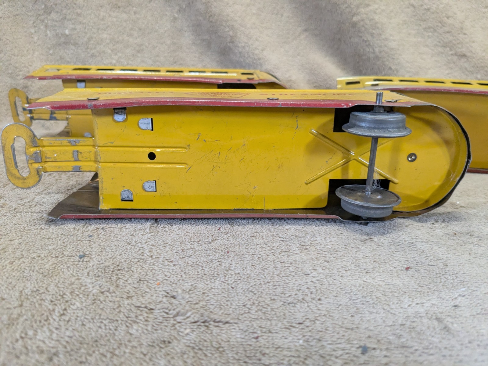 American Flyer Prewar Hiawatha Streamliner Lot of 4 Untested Yellow Gray