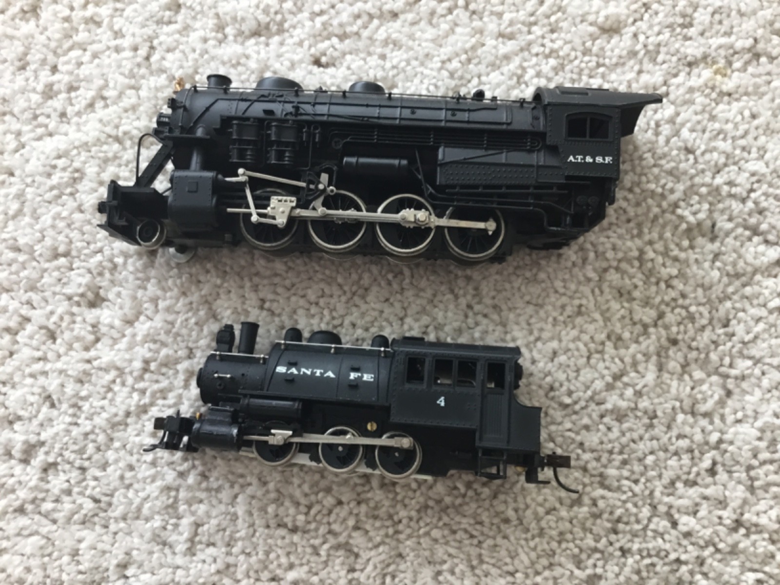A.T.& S.F. 2-8-0 Santa Fe 0-6-0 Steam Locomotives
