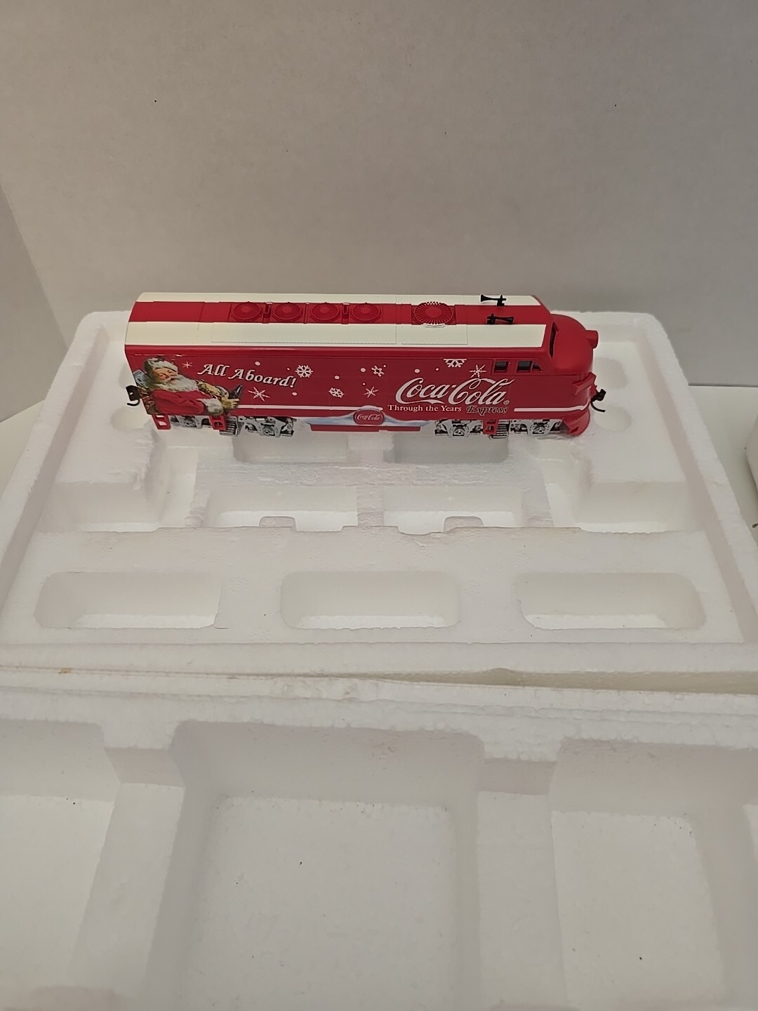 Coca-Cola Thru The Years F3 Train Set Bradford Exchange Hawthorne Village