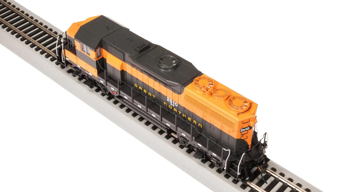 Broadway Limited HO Scale ~ GP35 Great Northern BN Patch #2522 ~ DC Version 8909