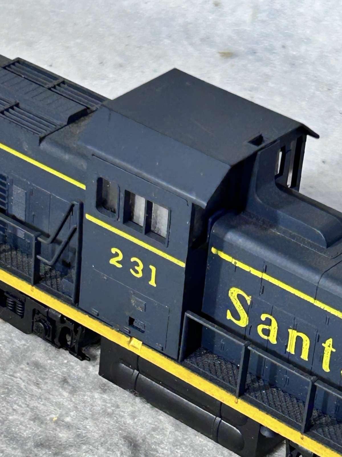 Cool MEHANO Santa Fe RR Alco C-415 HO (Ex Box)