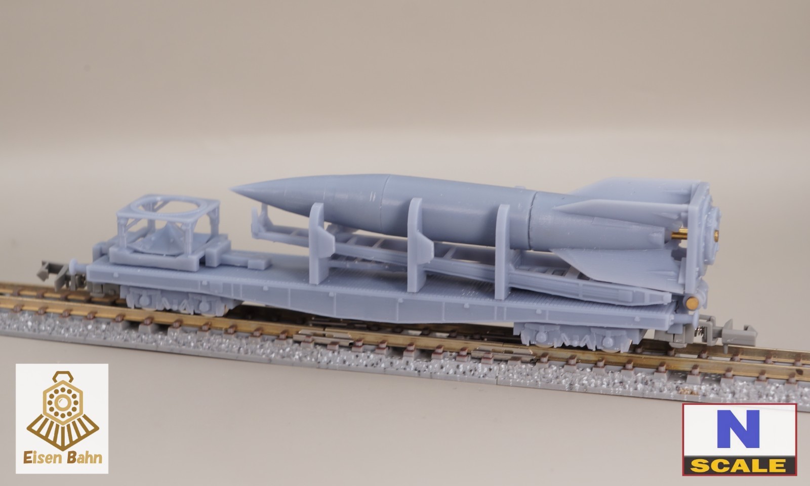1/160 (N-scale) WWII German V2 Rocket on Launcher wagon /w wheels resin kit