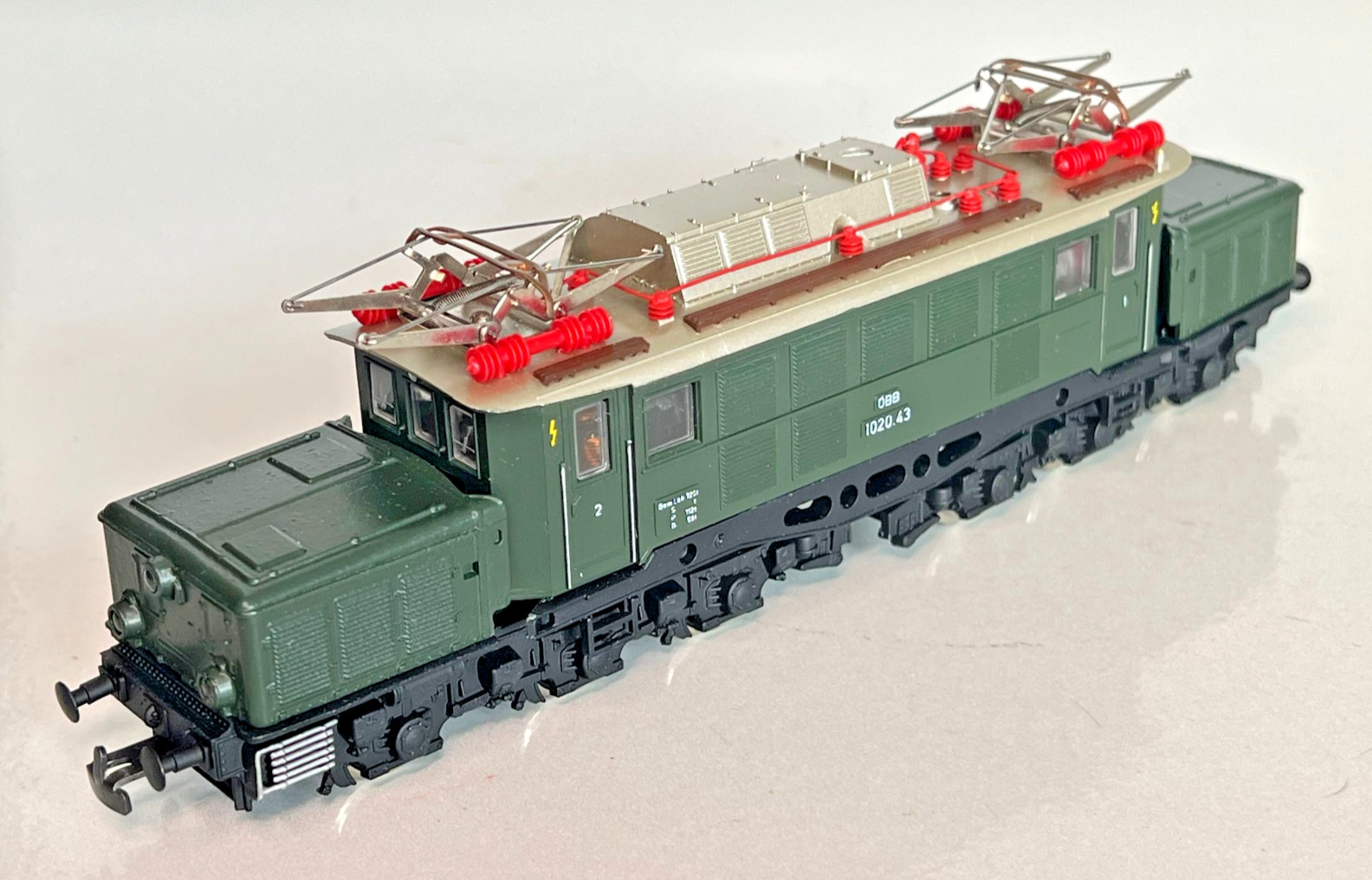 Kleinbahn HO Scale OBB Austrian Railways 1020 “Krokodil” Electric Locomotive