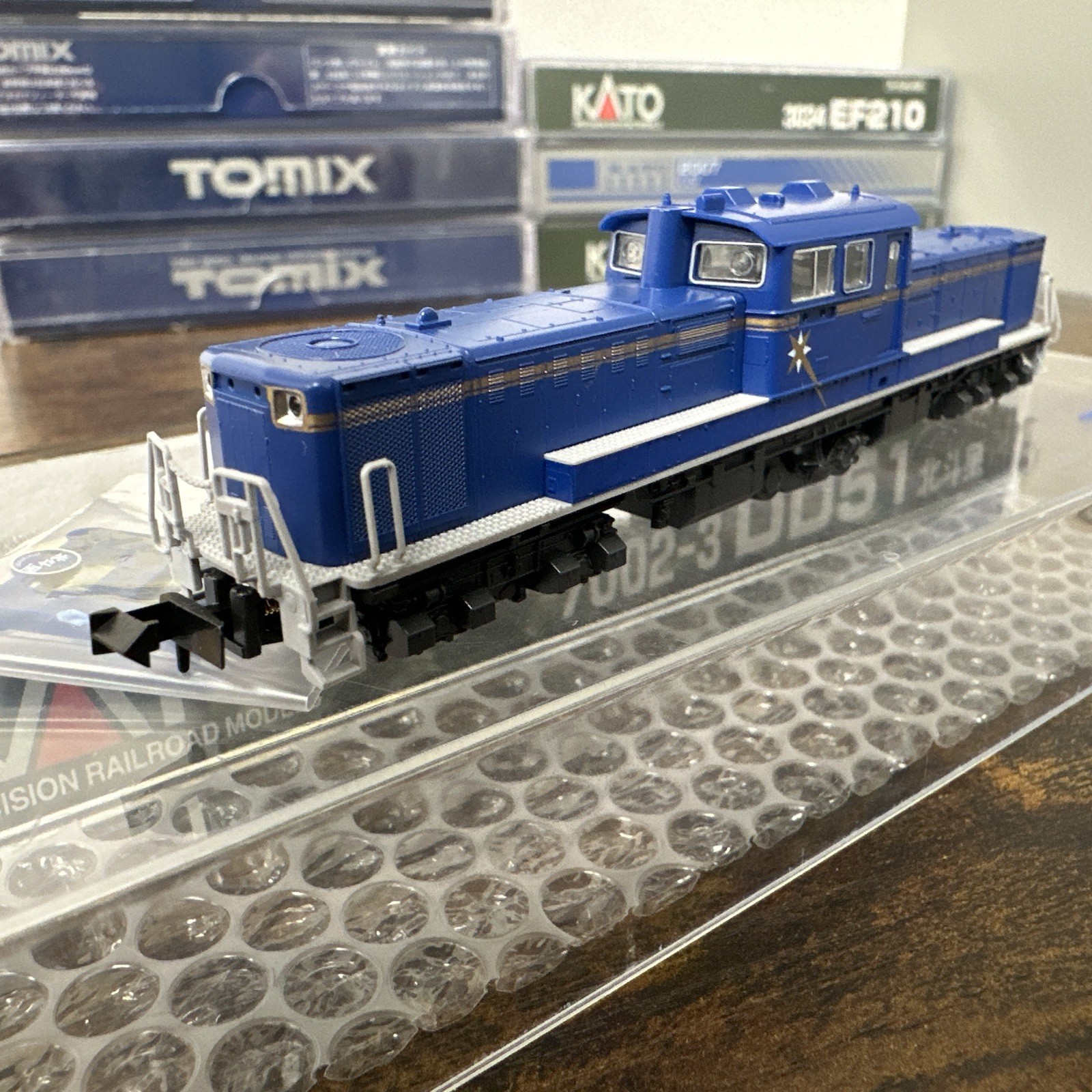 KATO 7002-3 N Scale Diesel Locomotive DD51 Hokutosei Livery NIB Ships from USA