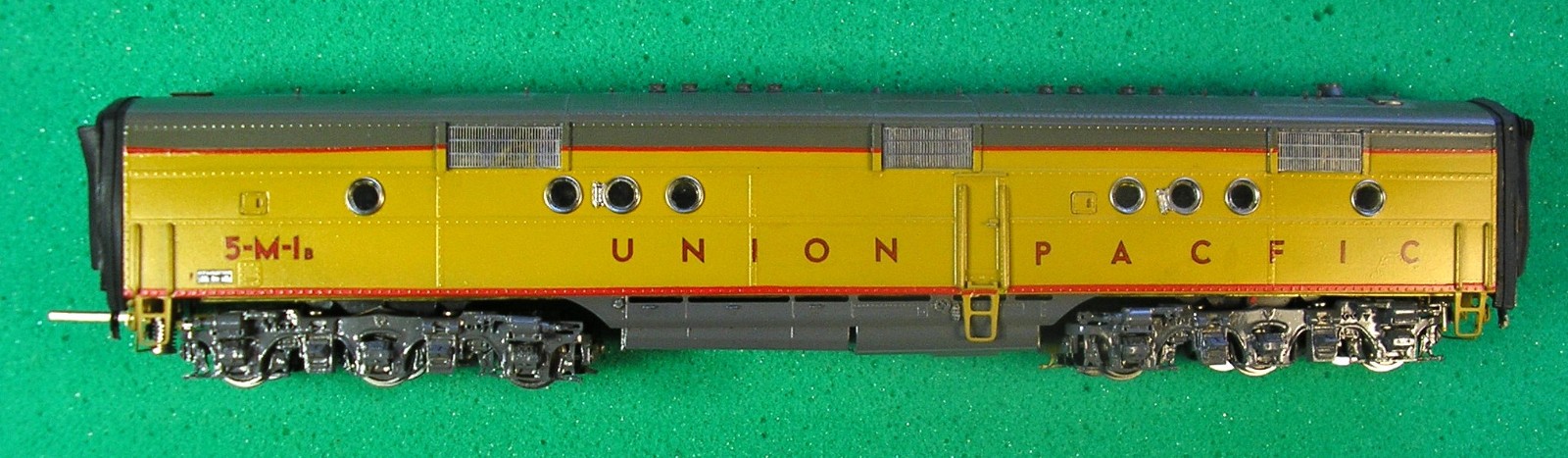 Overland OMI-5863/5864 HO UP E3A/E3B Diesels #5-M-1A/5-M-1B, Run Well