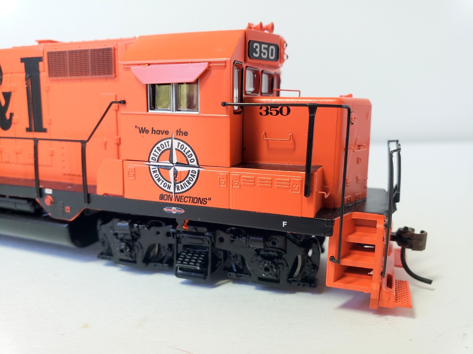 Athearn RTR HO GP35 Detroit Toledo & Ironton DT&I #350 DCC