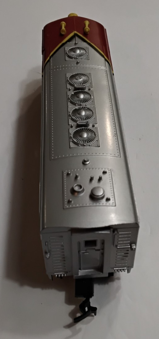 Tyco HO Scale Sante Fe Deisel Passenger Train Engine F9 with Headlights, L@@K!!!